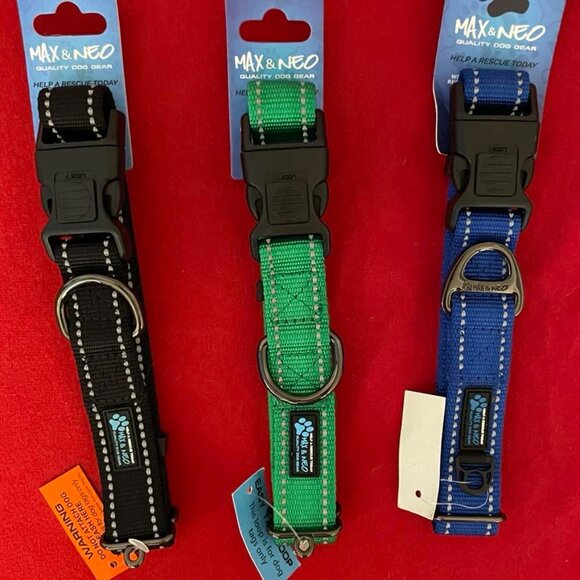 Dog Collars: NEO Green Collar, Medium - Picture 1 of 4
